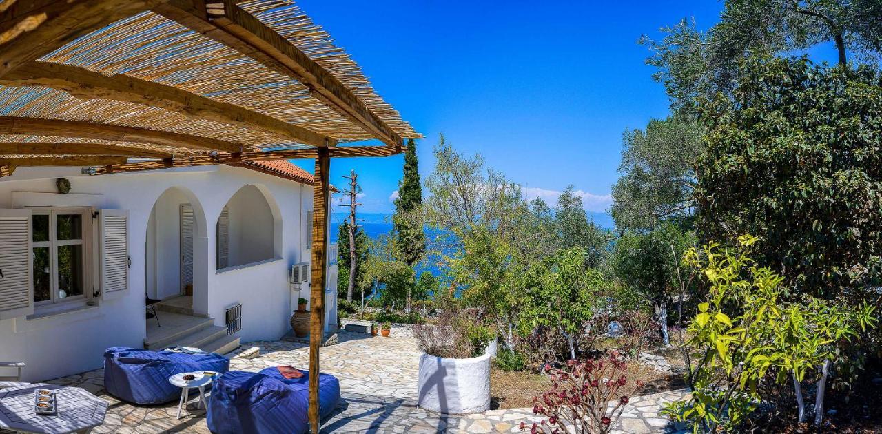 New! Paxoswhite Sea View Apartments & Studios! Gaios Exterior photo